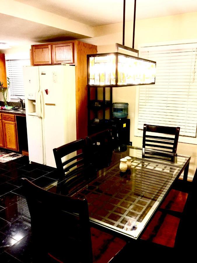 The Haven At Charity House Apartment Уолдорф Екстериор снимка