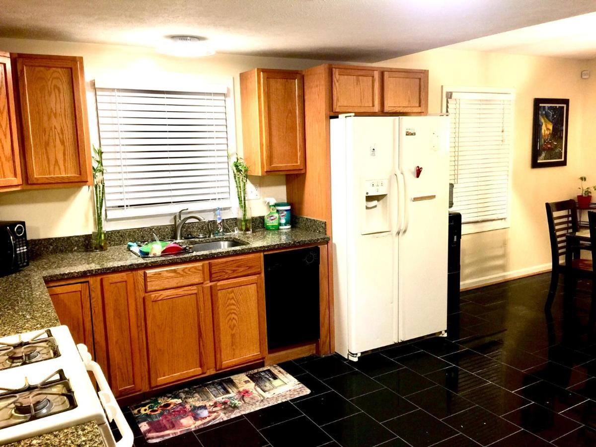 The Haven At Charity House Apartment Уолдорф Екстериор снимка